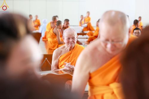 ภาพ No.184806:พิธีถวายภัตตาหารเมนูสวรรค์ "เพื่อการบรรลุธรรม" เนื่องในวาระอายุวัฒนมงคล 84 ปี หลวงพ่อทัตตชีโว วันเสาร์ที่ 21 ธันวาคม พ.ศ. 2567 ณ หอฉันคุณยายอาจารย์ฯ วัดพระธรรมกาย