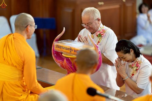 ภาพ No.270882:วันอาทิตย์ที่ 19 ตุลาคม พ.ศ. 2568 พิธีทอดกฐิน “หนึ่งไม่มีสอง” วัดพระธรรมกายนิวคาสเซิล เมืองนิวคาสเซิล ประเทศอังกฤษ 