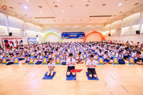 ภาพ No.103655:วันรวมพลังเด็กดี V-star ผู้นำฟื้นฟูศีลธรรมโลก จังหวัดสมุทรปราการ วันพุธที่ 20 ธันวาคม พ.ศ. 2566 ณ เมืองโบราณ จ.สมุทรปราการ