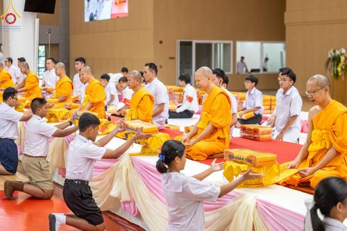 ภาพ No.152852:อบรมเชิงปฎิบัติการจัดกิจกรรมทอดกฐินสัมฤทธิ์ และพิธีมอบผ้าไตรประธานกฐินสัมฤทธิ์เด็กดี V-Star ประจำปีพุทธศักราช 2567  วันเสาร์ที่ 7 กันยายน พ.ศ.2567 ณ สภาธรรมกายสากล วัดพระธรรมกาย