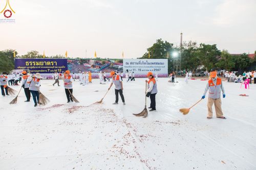 ภาพ No.113423:V.12 พลังหมู่ การเตรียมงาน เก็บงาน การรับบุญของเจ้าหน้าที่หน่วยงานต่างๆ เพื่อโครงการธรรมยาตรา ปีที่ 12 ระหว่างวันที่ 2 - 31 มกราคม พ.ศ. 2567