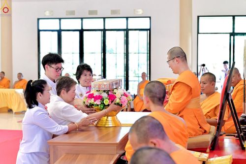 ภาพ No.265629:วันเสาร์ที่ 18 ตุลาคม พ.ศ. 2568 พิธีทอดกฐินสามัคคี ประจำปี 2568 “กฐินครัวมหาทาน” ณ ศูนย์อบรมเยาวชนบางปะหัน ตำบลหันสัง อำเภอบางปะหัน จังหวัดพระนครศรีอยุธยา