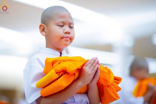 ภาพ No.215789:วันเสาร์ที่ 5 เมษายน พ.ศ. 2568 พิธีขอบรรพชา พิธีขอสรณคมน์และศีล  พิธีขอนิสสัย พิธีถวายบาตร ในโครงการบรรพชาสามเณรฟื้นฟูพระพุทธศาสนาทั่วไทย , โครงการหน่อแก้วเปรียญธรรม รุ่นที่ 13 ,  โครงการสามเณรยุวธรรมทายาท รุ่นที่ 33 , โครงการสามเณรมัชฌิมธรรมทายาท รุ่นที