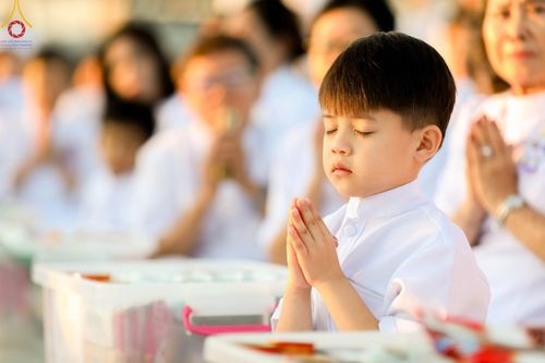 ภาพ No.105262:พิธีตักบาตรฉลองพระบวชใหม่ รุ่นบูชาธรรมมหาปูชนียาจารย์ และต้อนรับศักราชใหม่ วันจันทร์ที่ 1 มกราคม พ.ศ. 2567 ณ ลานธรรมพระมหาธรรมกายเจดีย์ วัดพระธรรมกาย