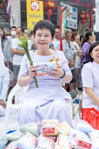 ภาพ No.237077:วันอาทิตย์ที่ 10 สิงหาคม พ.ศ. 2568 มหาสังฆทานครั้งยิ่งใหญ่ ตักบาตรพระ 10,000 รูป ถ.นิพัทธ์อุทิศ 3 ใจกลางนครหาดใหญ่ จ.สงขลา (ชุดที่ 2)