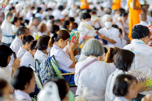 ภาพ No.227887:วันอาทิตย์ที่ 1 มิถุนายน พ.ศ. 2568 พิธีตักบาตร , พิธีบูชาข้าวพระ ณ วัดพระธรรมกาย จ.ปทุมธานี