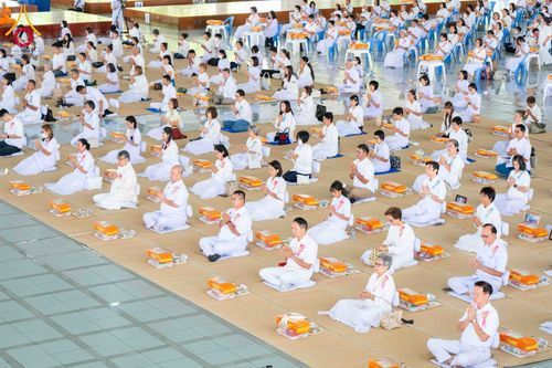 ภาพ No.307335:วันจันทร์ที่ 2  กุมภาพันธ์ พ.ศ. 2569 พิธีบุพเปตพลี ครั้งที 177 วันพระขึ้น 15 ค่ำ เดือน 3 ณ หอฉันคุณยายอาจารย์ วัดพระธรรมกาย จ.ปทุมธานี