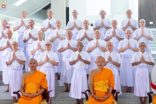 ภาพ No.333905:วันเสาร์ที่ 13 มิถุนายน พ.ศ.2569 พิธีเวียนประทักษิณ , พิธีวันทาสีมา , วันทาพระประธาน , พิธีขอขมาและมอบผ้าไตร โครงการอุปสมบทหมู่ผู้บริหาร รุ่นที่ 16 , โครงการอุปสมบทหมู่ธรรมทายาท ระดับอุดมศึกษา รุ่นที่ 53 (ภาคฤดูฝน) ณ โบสถ์พระไตรปิฏก วัดพระธรรมกาย