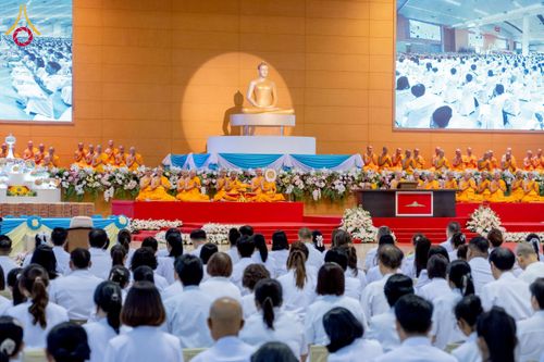 ภาพ No.264687:วันอาทิตย์ที่ 2 พฤศจิกายน พ.ศ. 2568 พิธีทอดกฐินสามัคคี ณ สภาธรรมกายสากล วัดพระธรรมกาย