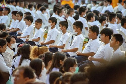 ภาพ No.78382:พิธีตัดปอยผม โครงการหน่อแก้วเปรียญธรรมรุ่นที่ 11  วันที่ 26 มีนาคม พ.ศ.2566  ณ หมู่กุฏิสามเณร อาคารค่ายจองแชมป์ วัดพระธรรมกาย