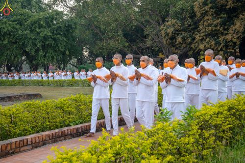 ภาพ No.77869:พิธีบรรพชาสามเณรหมู่ ณ ประเทศเนปาล วันที่ 16 มีนาคม พ.ศ. 2566