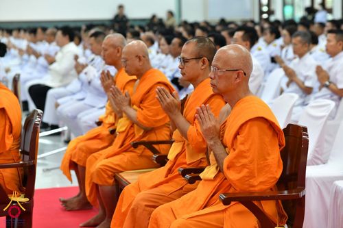 ภาพ No.344231:วันที่ 12 สิงหาคม พ.ศ. 2569  พสกนิกรชาวอำเภอคลองหลวง พร้อมใจร่วมพิธีสวดพระพุทธมนต์และทำบุญตักบาตรถวายพระราชกุศล เนื่องในวันคล้ายวันพระราชสมภพ สมเด็จพระบรมราชชนนีพันปีหลวง และวันแม่แห่งชาติ 12 สิงหาคม 2569