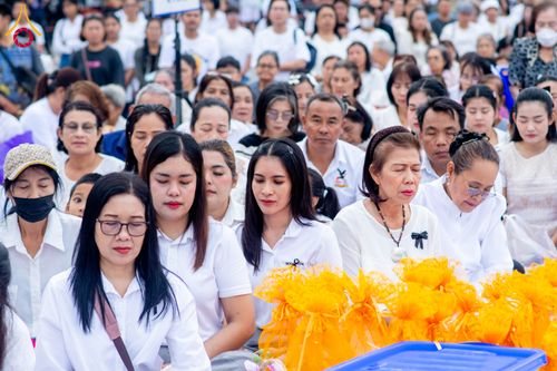 ภาพ No.284651:วันอาทิตย์ที่ 14 ธันวาคม พ.ศ.2568  พิธีทำบุญเมืองสุราษฎร์ธานี 110ปี และพิธีตักบาตรพระสงฆ์ 1,110 รูป  ณ บริเวณริมน้ำวัดกลาง (เก่า) ถนนบ้านดอน ตำบลตลาดใหม่ อำเภอเมือง จังหวัดสุราษฎร์ธานี