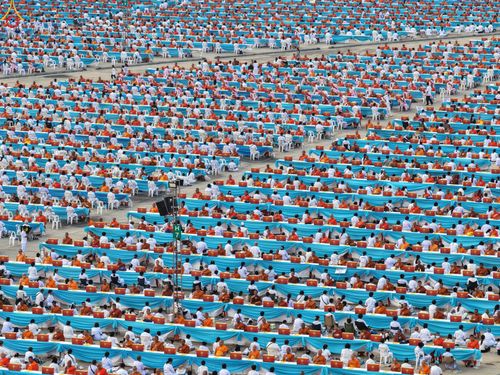 ภาพ No.324087:วันที่ 22 เมษายน พ.ศ.2569 (วันคุ้มครองโลก) พิธีถวายมหาสังฆทาน 40,000 กว่าวัดทั่วประเทศ ณ ลานธรรม พระมหาธรรมกายเจดีย์ วัดพระธรรมกาย