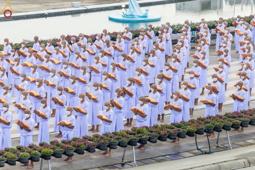 ภาพ No.64497:พิธีบรรพชาสามเณรธรรมทายาท โครงการอุปสมบทบูชาธรรมมหาปูชนียาจารย์ วันเสาร์ที่ 26 พฤศจิกายน พ.ศ. 2565 ณ วัดพระธรรมกาย จ.ปทุมธานี