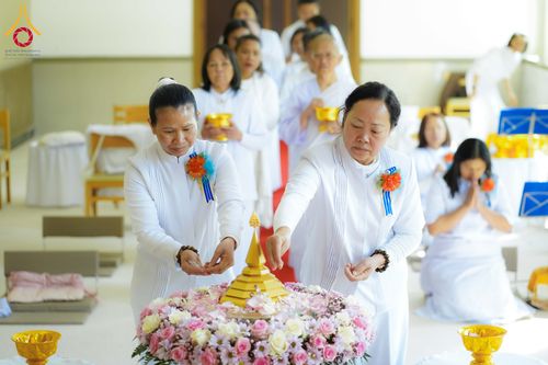 ภาพ No.328745:วันอาทิตย์ที่ 10 พฤษภาคม พ.ศ. 2569 พิธีสักการะพระบรมสารีริกธาตุ ณ วัดพระธรรมกายเบลเยียม
