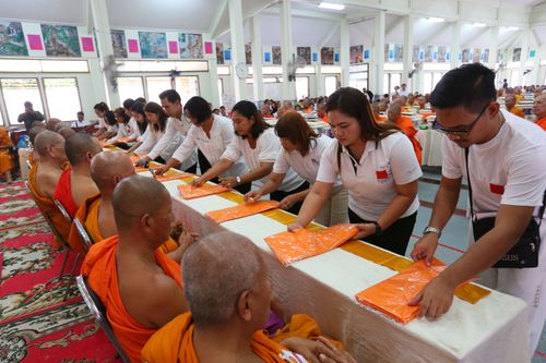 ภาพ No.29714:พิธีถวายสังฆทานแด่คณะสงฆ์ 323 วัด ใน 4 จังหวัดภาคใต้ ครั้งที่ 125