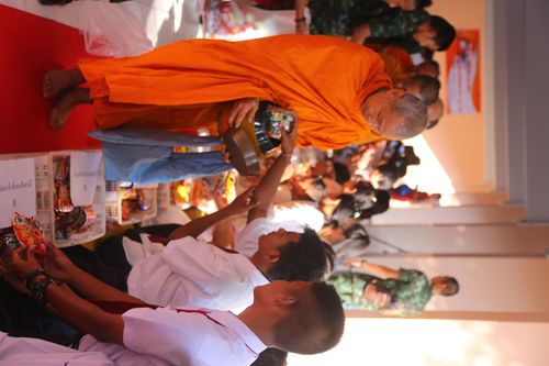 ภาพ No.29869:พิธีถวายสังฆทานแด่คณะสงฆ์ 323 วัด ใน 4 จังหวัดภาคใต้ ครั้งที่ 131