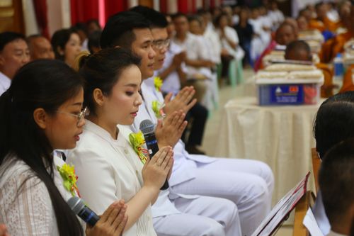 ภาพ No.29900:พิธีถวายสังฆทานแด่คณะสงฆ์ 323 วัด ใน 4 จังหวัดภาคใต้ ครั้งที่ 131