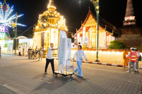 ภาพ No.311268:วันเสาร์ที่ 28 กุมภาพันธ์ พ.ศ. 2569 พิธีตักบาตรพระมหากุศล 11,250 รูป เฉลิมฉลอง 1,250 ปีศรีธรรมราชเจดีย์ สู่มรดกโลก ณ ถนนราชดำเนิน บริเวณหน้าวัดพระมหาธาตุวรมหาวิหาร อ.เมือง จ.นครศรีธรรมราช