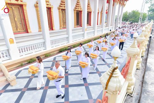 ภาพ No.300722:วันที่ 22 มกราคม พ.ศ. 2569 พิธีทอดผ้าป่าทำนุบำรุงศาสนสถาน ณ วัดบางช้างใต้ อ.สามพราน จ.นครปฐม ในโครงการธรรมยาตรา กตัญญูบูชา มหาปูชนียาจารย์ พระมงคลเทพมุนี(สด จนฺทสโร) พระผู้ปราบมาร อนุสรณ์สถาน 7 แห่ง ปีที่ 14