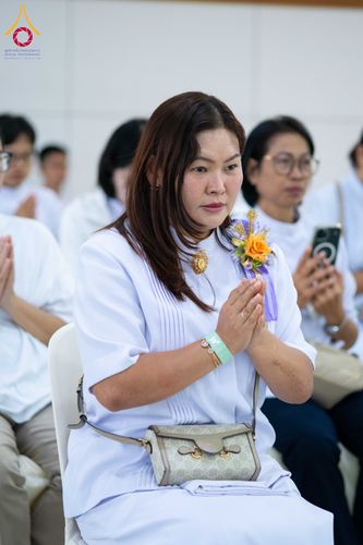 ภาพ No.278425:วันพุธที่ 10 ธันวาคม พ.ศ.2568  พิธีทอดผ้าป่าเพื่อสนับสนุนโครงการตักบาตรพระ 10,000 รูป เมืองกาญจนบุรี ณ อาคารปลูกศรัทธา วัดพระธรรมกาย