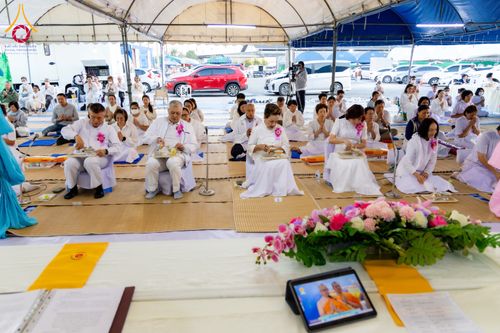 ภาพ No.289842:วันที่ 8 มกราคม พ.ศ. 2569 พิธีถวายภัตตาหารเป็นสังฆทาน แด่พระธรรมยาตรา ณ อนุสรณ์สถานคลองบางนางแท่น อ.สามพราน จ.นครปฐม ในโครงการธรรมยาตรา กตัญญูบูชา มหาปูชนียาจารย์ พระมงคลเทพมุนี(สด จนฺทสโร) พระผู้ปราบมาร อนุสรณ์สถาน 7 แห่ง ปีที่ 14