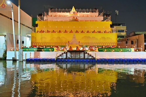 ภาพ No.302953:วันที่ 24 มกราคม พ.ศ. 2569 พิธีจุดประทีปธรรมถวายเป็นพุทธบูชา  และบูชาธรรมมหาปูชนียาจารย์  ณ อาคารธรรมยาตรา กตัญญูบูชามหาปูชนียาจารย์  ตรงข้ามวัดปากน้ำภาษีเจริญ จ.กรุงเทพมหานคร ในโครงการธรรมยาตรา กตัญญูบูชา มหาปูชนียาจารย์ พระมงคลเทพมุนี(สด จนฺทสโร) พระผู