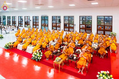 ภาพ No.314905:วันอาทิตย์ที่ 22 มีนาคม พ.ศ. 2569 พิธีบำเพ็ญกุศล คุณพ่อณรงค์ จินตมากุล  สิริอายุ 99 ปี 11 เดือน โยมบิดา พระครูปลัดรัตนวีรวัฒน์ (รังสฤษดิ์ อิทฺธิจินตโก) ที่ปรึกษาเจ้าคณะจังหวัดปทุมธานี เจ้าอาวาสวัดพระธรรมกาย  ณ ห้องปลูกศรัทธา 2 วัดพระธรรมกาย ปทุมธานี