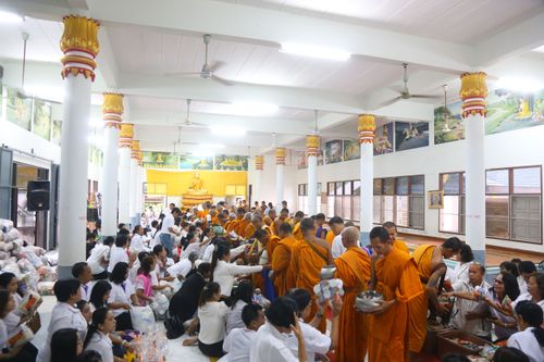 ภาพ No.29934:พิธีถวายสังฆทานแด่คณะสงฆ์ 323 วัด ใน 4 จังหวัดภาคใต้ ครั้งที่ 132