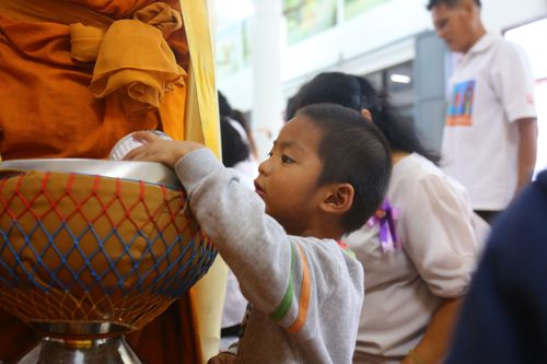 ภาพ No.29939:พิธีถวายสังฆทานแด่คณะสงฆ์ 323 วัด ใน 4 จังหวัดภาคใต้ ครั้งที่ 132