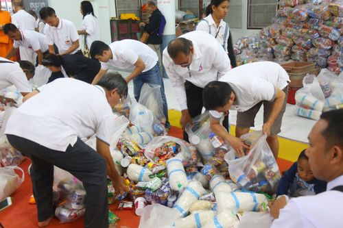 ภาพ No.29945:พิธีถวายสังฆทานแด่คณะสงฆ์ 323 วัด ใน 4 จังหวัดภาคใต้ ครั้งที่ 132