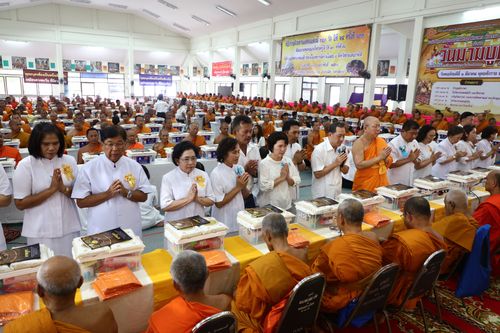 ภาพ No.30067:พิธีถวายสังฆทานแด่คณะสงฆ์ 323 วัด ใน 4 จังหวัดภาคใต้ ครั้งที่ 133