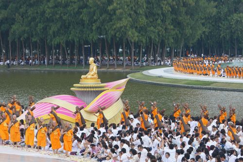 ภาพ No.32071:โครงการธรรมยาตรา เส้นทางพระผู้ปราบมาร ปีที่ 6 ณ วัดพระธรรมกาย