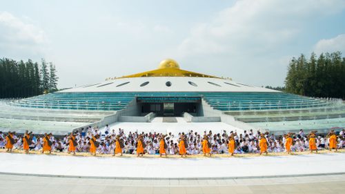 ภาพ No.32029:โครงการธรรมยาตรา เส้นทางพระผู้ปราบมาร ปีที่ 6 ณ วัดพระธรรมกาย
