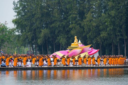 ภาพ No.32034:โครงการธรรมยาตรา เส้นทางพระผู้ปราบมาร ปีที่ 6 ณ วัดพระธรรมกาย