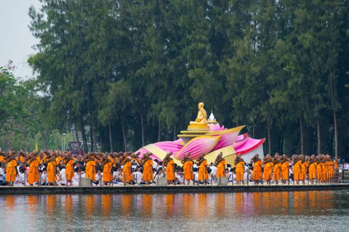 ภาพ No.32033:โครงการธรรมยาตรา เส้นทางพระผู้ปราบมาร ปีที่ 6 ณ วัดพระธรรมกาย
