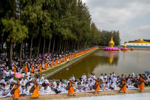 ภาพ No.31961:โครงการธรรมยาตรา เส้นทางพระผู้ปราบมาร ปีที่ 6 ณ วัดพระธรรมกาย