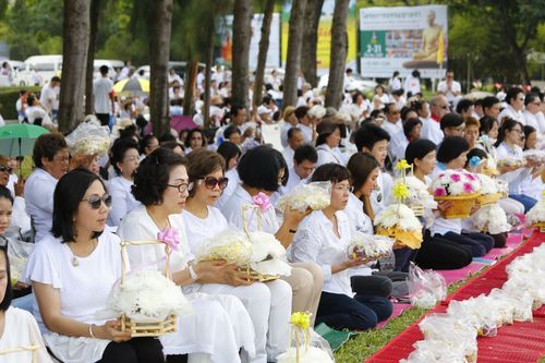 ภาพ No.32042:โครงการธรรมยาตรา เส้นทางพระผู้ปราบมาร ปีที่ 6 ณ วัดพระธรรมกาย