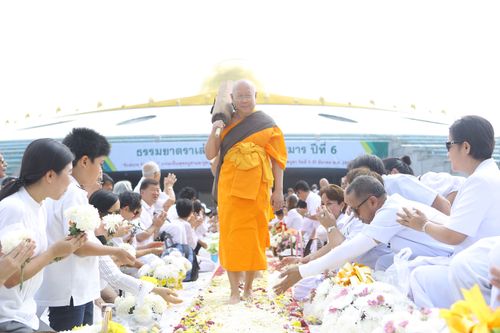 ภาพ No.31889:โครงการธรรมยาตรา เส้นทางพระผู้ปราบมาร ปีที่ 6 ณ วัดพระธรรมกาย