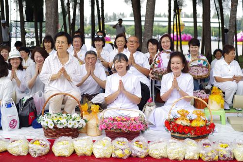 ภาพ No.31976:โครงการธรรมยาตรา เส้นทางพระผู้ปราบมาร ปีที่ 6 ณ วัดพระธรรมกาย