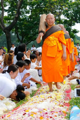 ภาพ No.32050:โครงการธรรมยาตรา เส้นทางพระผู้ปราบมาร ปีที่ 6 ณ วัดพระธรรมกาย