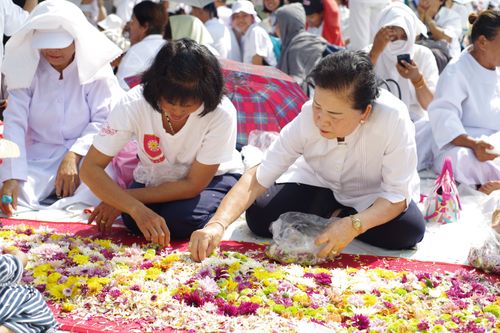 ภาพ No.31979:โครงการธรรมยาตรา เส้นทางพระผู้ปราบมาร ปีที่ 6 ณ วัดพระธรรมกาย