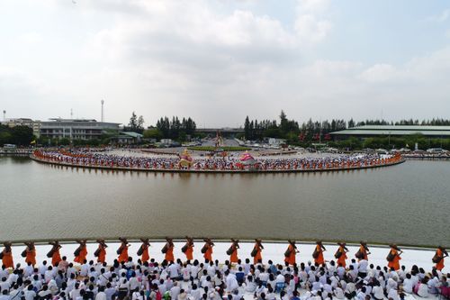 ภาพ No.31971:โครงการธรรมยาตรา เส้นทางพระผู้ปราบมาร ปีที่ 6 ณ วัดพระธรรมกาย