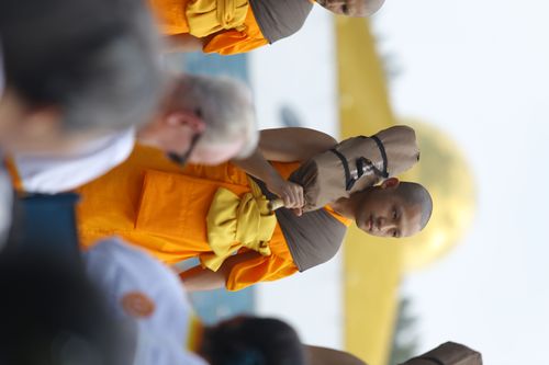 ภาพ No.31898:โครงการธรรมยาตรา เส้นทางพระผู้ปราบมาร ปีที่ 6 ณ วัดพระธรรมกาย