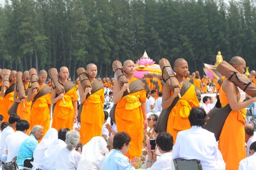 ภาพ No.31943:โครงการธรรมยาตรา เส้นทางพระผู้ปราบมาร ปีที่ 6 ณ วัดพระธรรมกาย