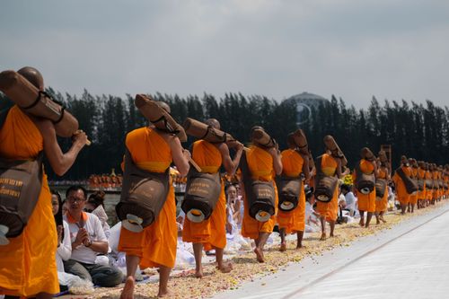 ภาพ No.32123:โครงการธรรมยาตรา เส้นทางพระผู้ปราบมาร ปีที่ 6 ณ วัดพระธรรมกาย