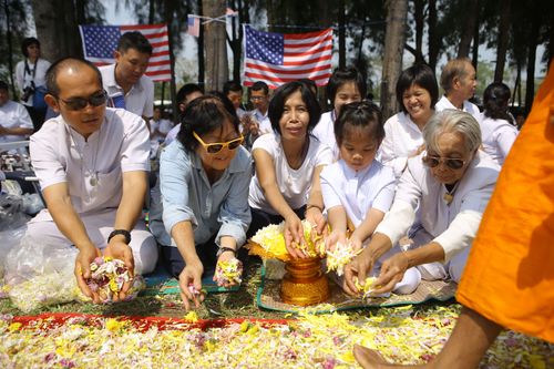 ภาพ No.31904:โครงการธรรมยาตรา เส้นทางพระผู้ปราบมาร ปีที่ 6 ณ วัดพระธรรมกาย