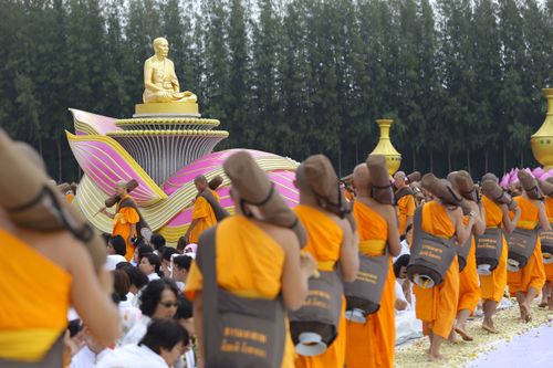 ภาพ No.31909:โครงการธรรมยาตรา เส้นทางพระผู้ปราบมาร ปีที่ 6 ณ วัดพระธรรมกาย