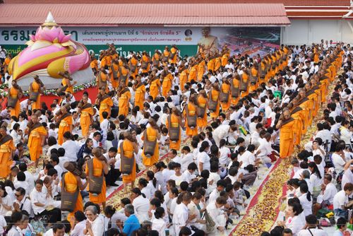 ภาพ No.32359:โครงการธรรมยาตรา เส้นทางพระผู้ปราบมาร ปีที่ 6 ณ วัดสองพี่น้อง
